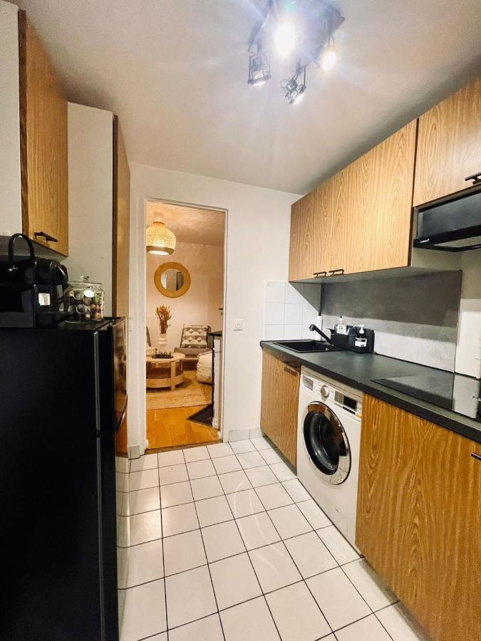 Chic Apartment On The Famous Shopping Rue Du Faubourg Saint-Honore Street París Exterior foto